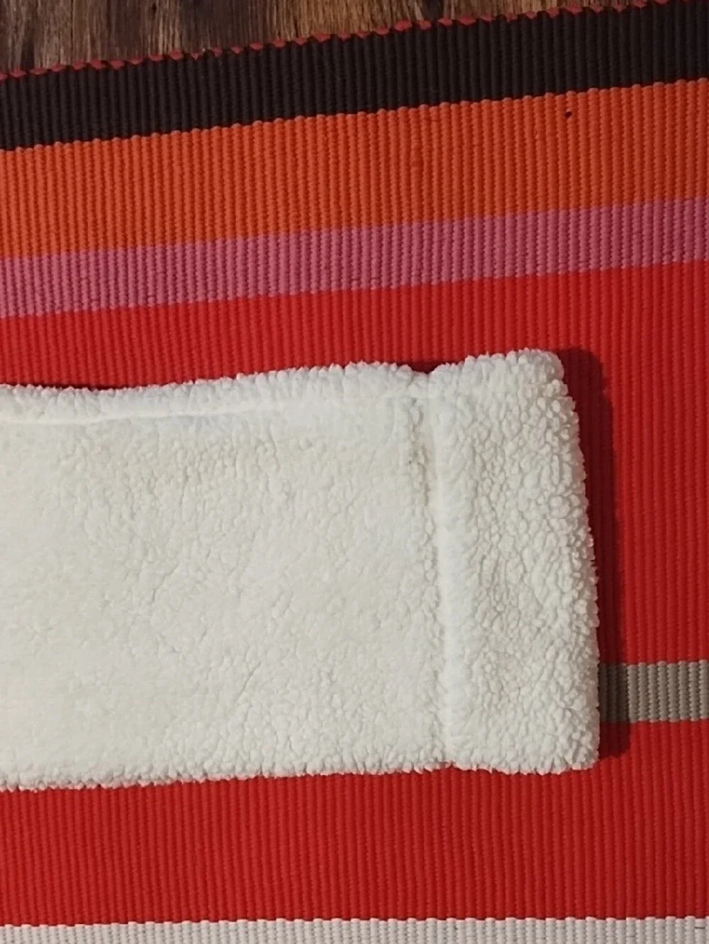 a.n.a Plush Faux Fur Infinity Scarf in Off-White EUC OSFM.